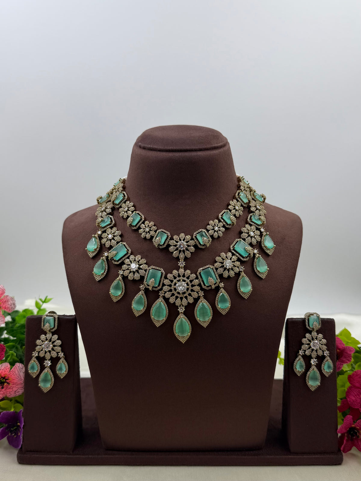 Alisha Victorian American Diamond Necklace Set