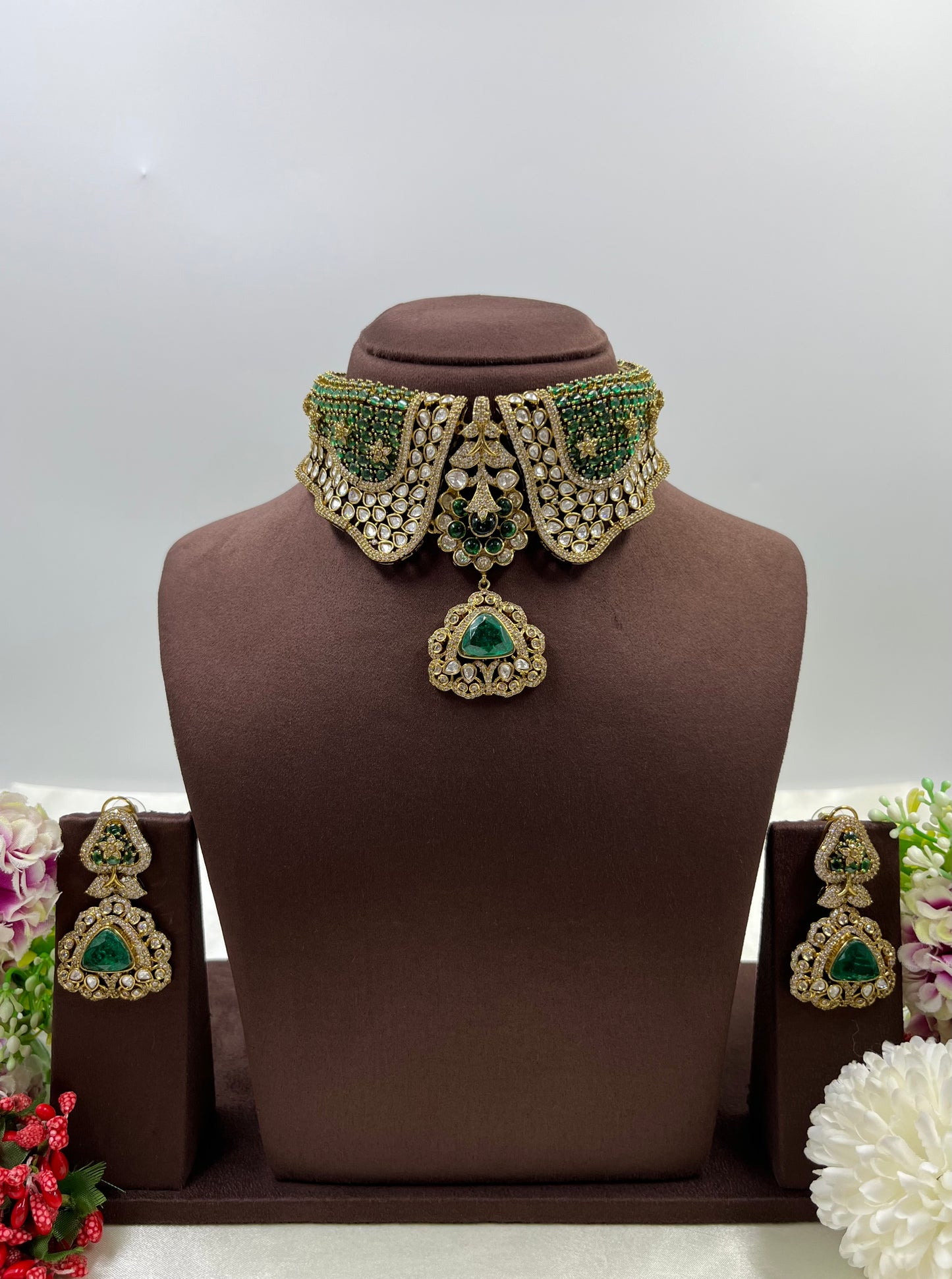 Pakhi Jaipuri Kundan Choker Necklace