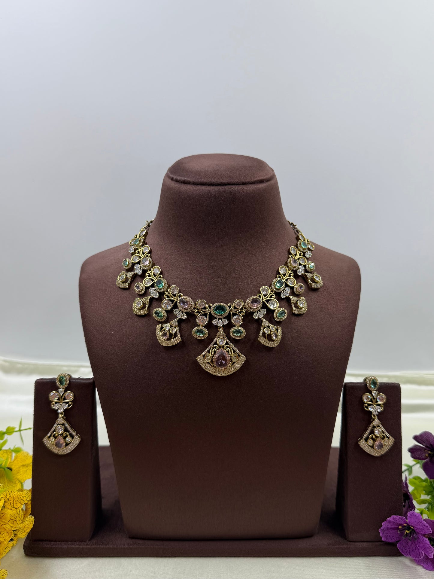 Prachi Premium Victorian Necklace