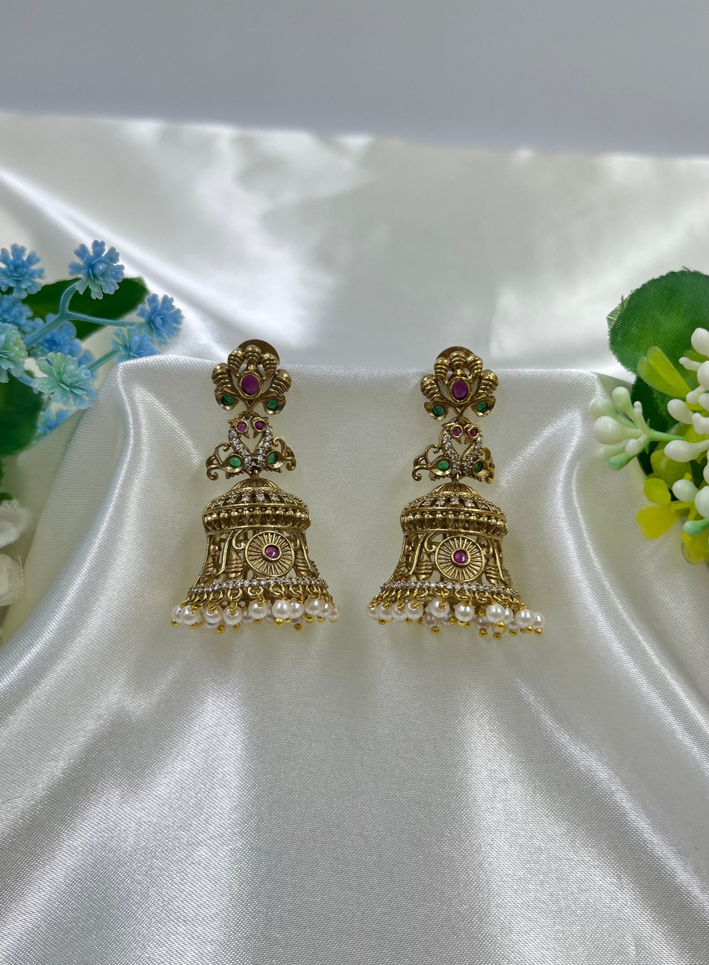 Riddhi Traditional Jhumka