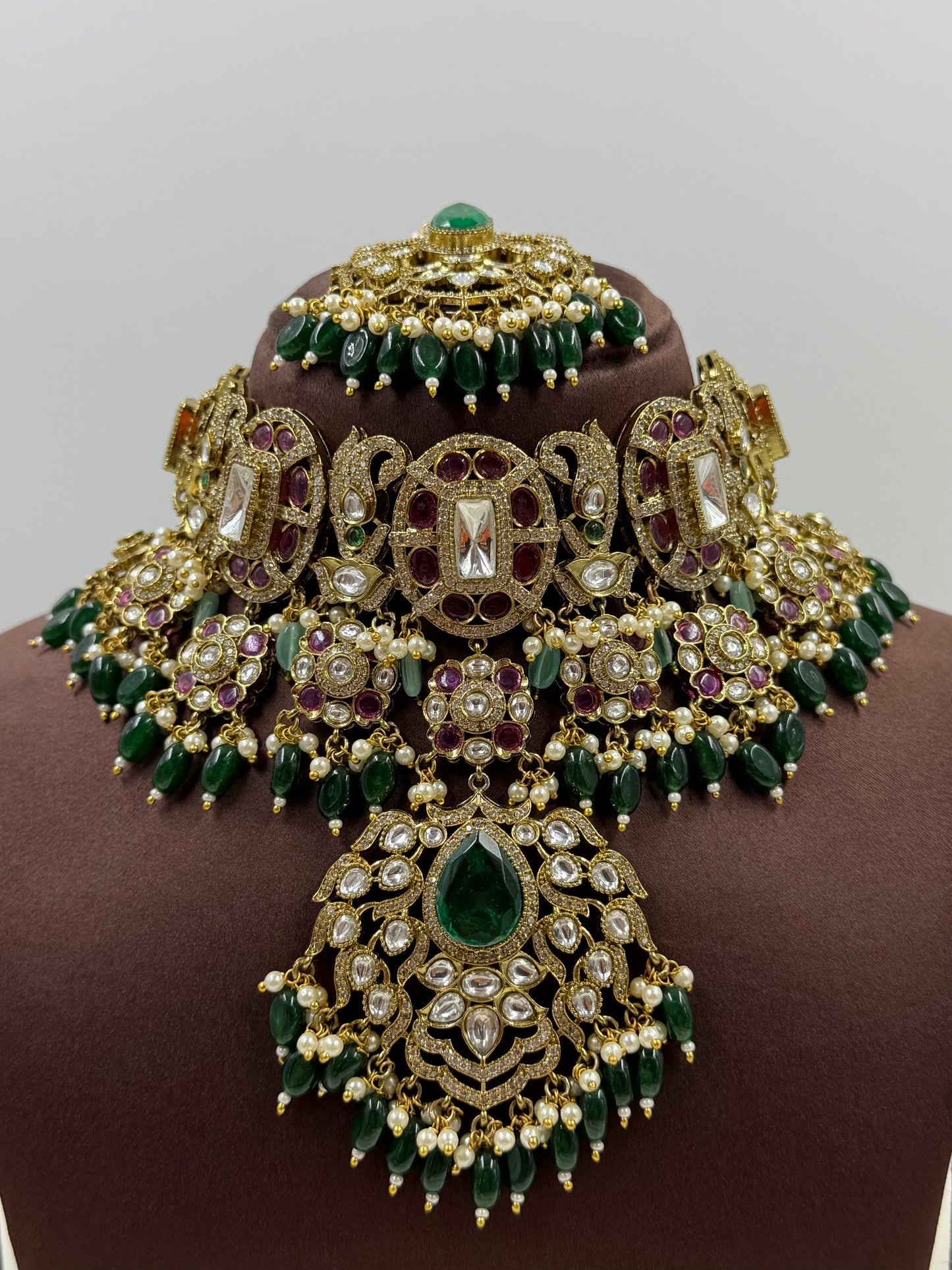 Victorian Semi Bridal Choker Necklace Set
