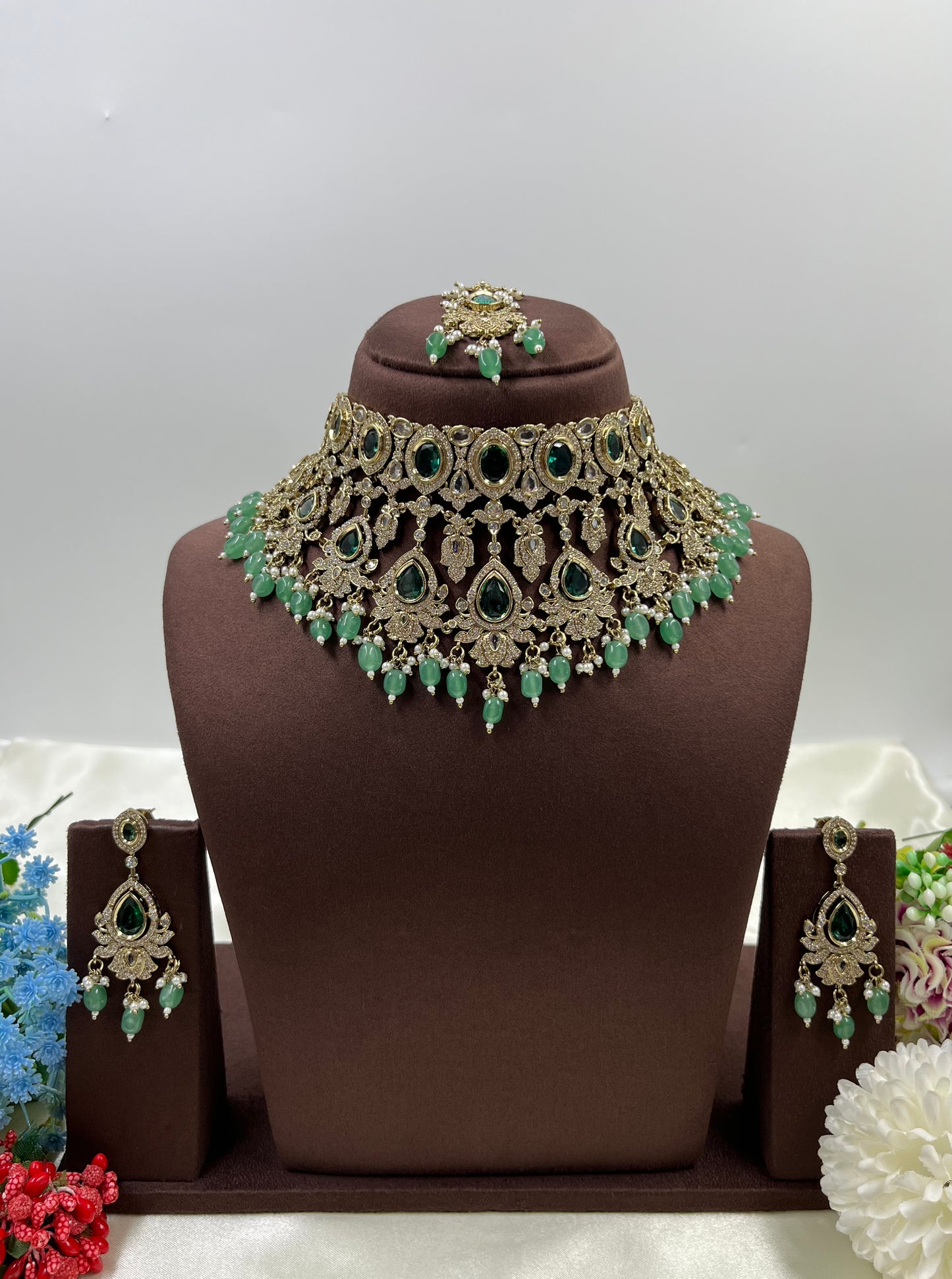 Rashmika Victorian Choker Necklace Set