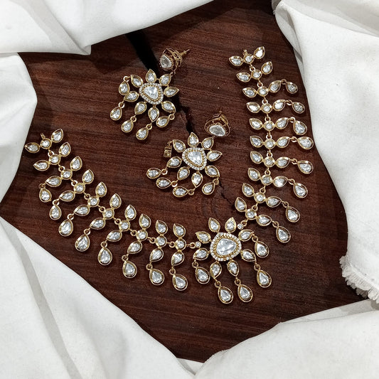 ZEHERA MOISSANITE KUNDAN NECKLACE SET