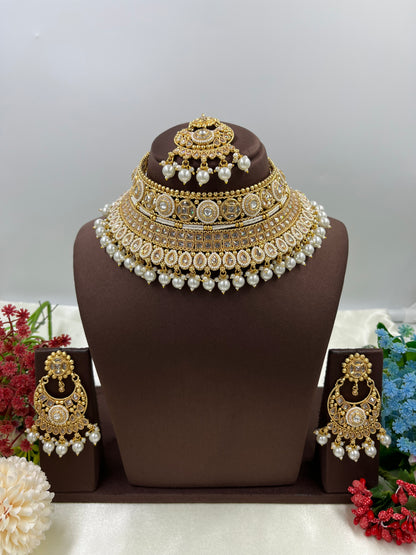 Amala Traditional Choker