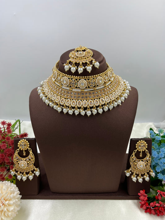 Amala Traditional Choker