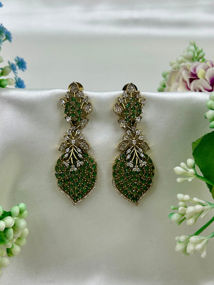 Kaira Victorian Premium Earring