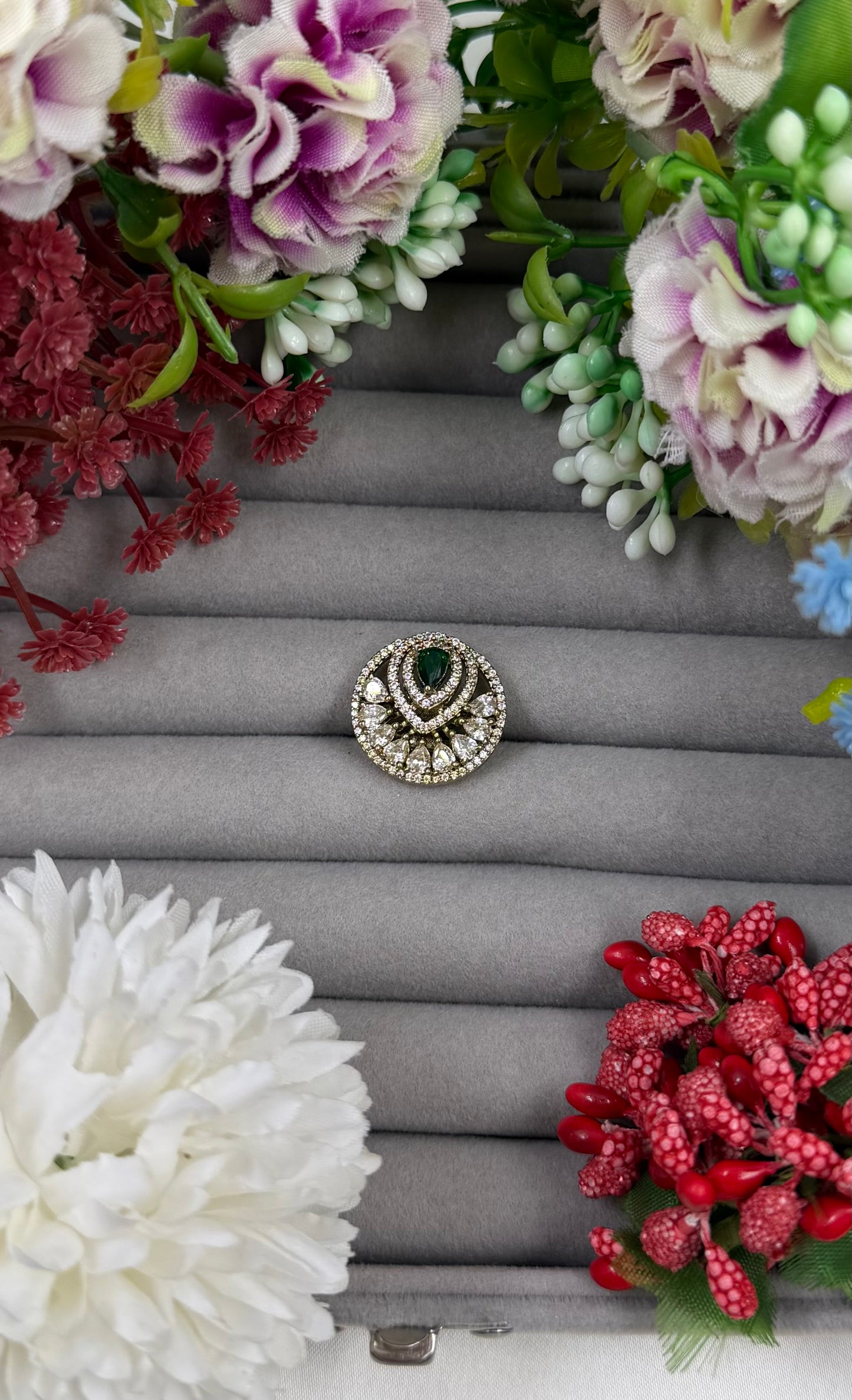 Jiya Victorian Ad Ring