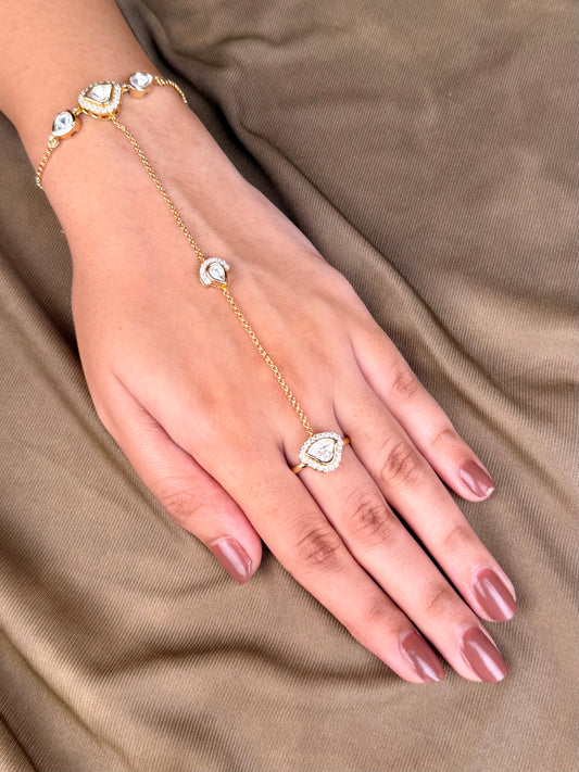 Anisha Moissanite Hath Panja