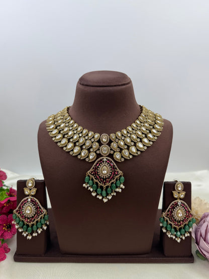 Vedika Premium Victorian Necklace Set