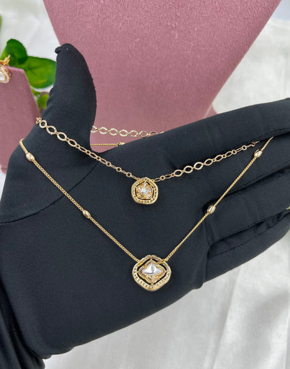 Velina Vogue Chain Pendant