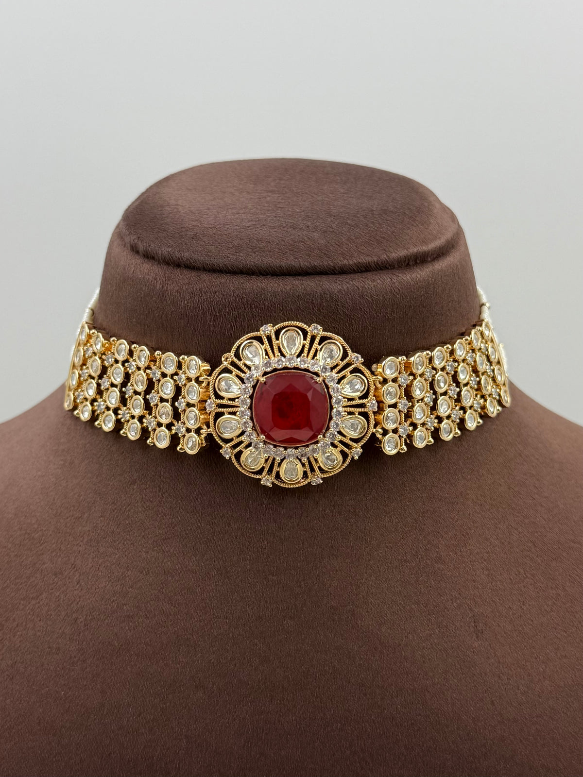 Siya Premium Moissanite Choker Set