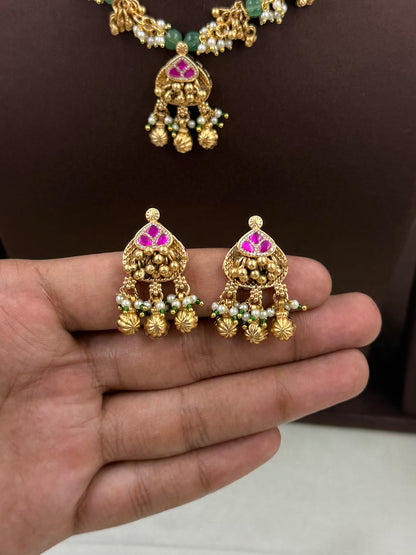 Tina Chorski Necklace Set