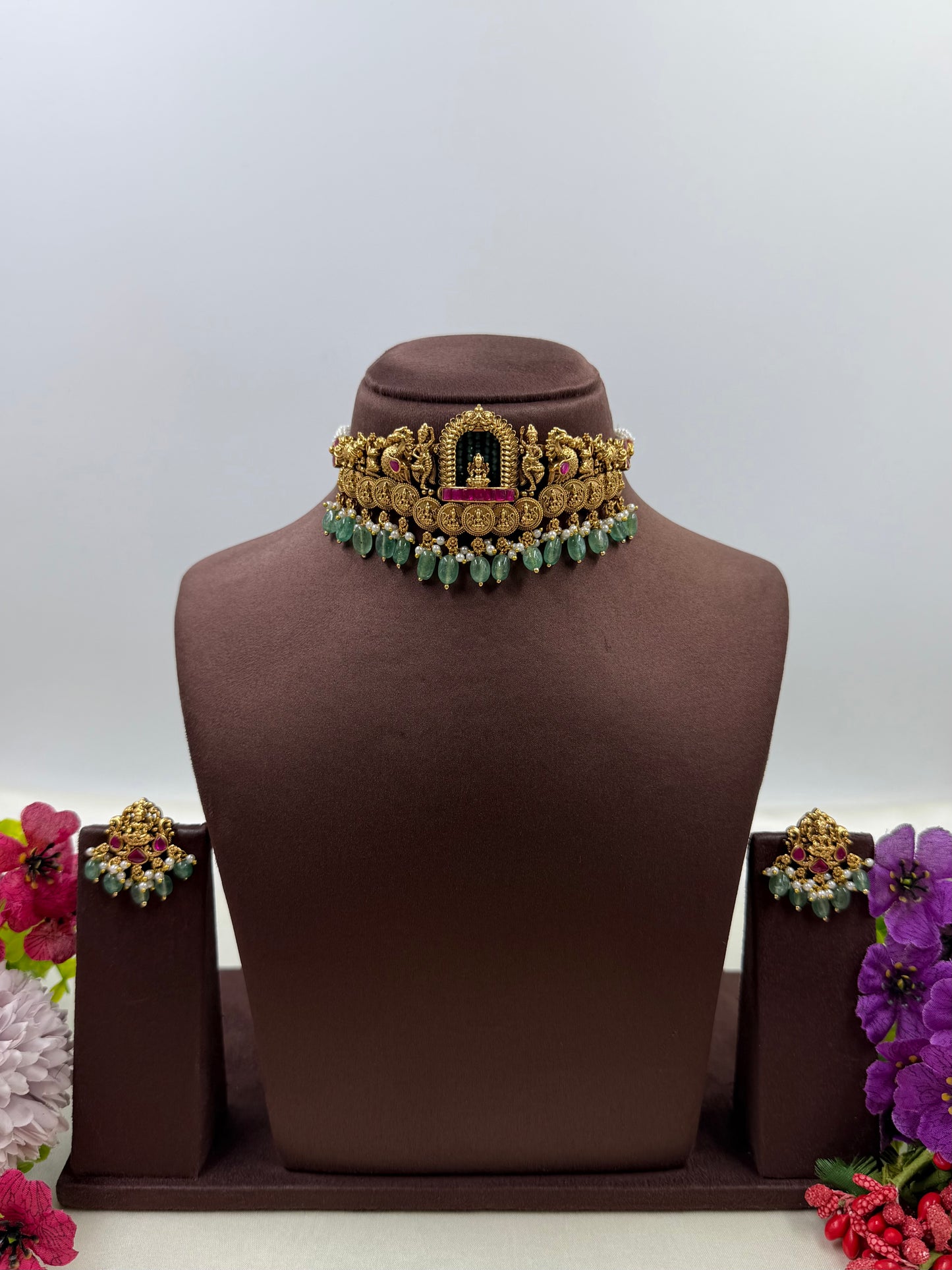 Vaidehi South Indian Choker Set