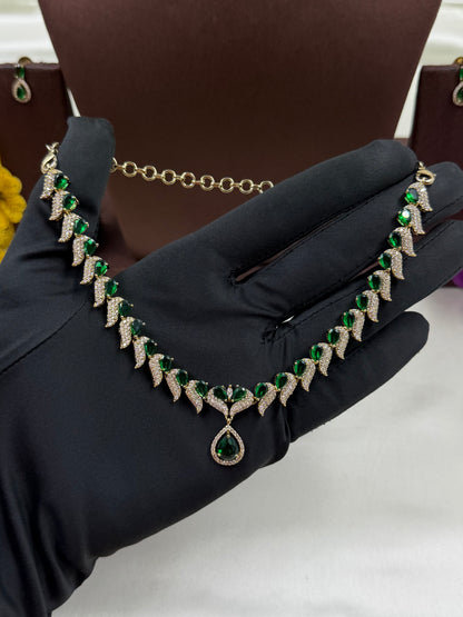 Zoya Victorian Delicate Necklace