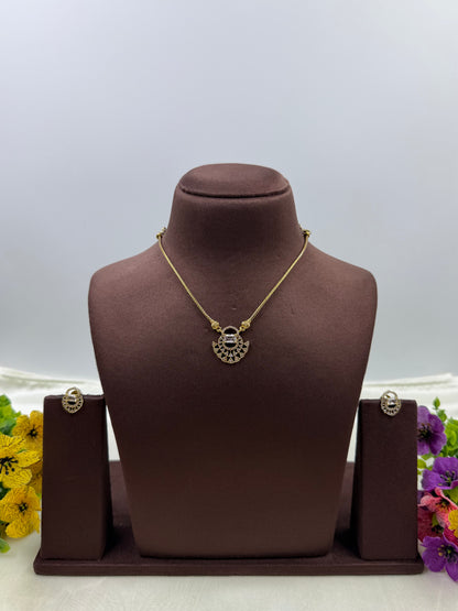 Nisha Victorian Traditional Delicate Necklace