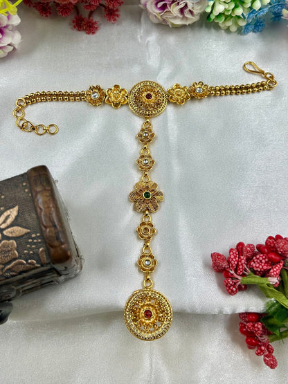 Varunika Traditional Gold Hath Panja (One Pis)