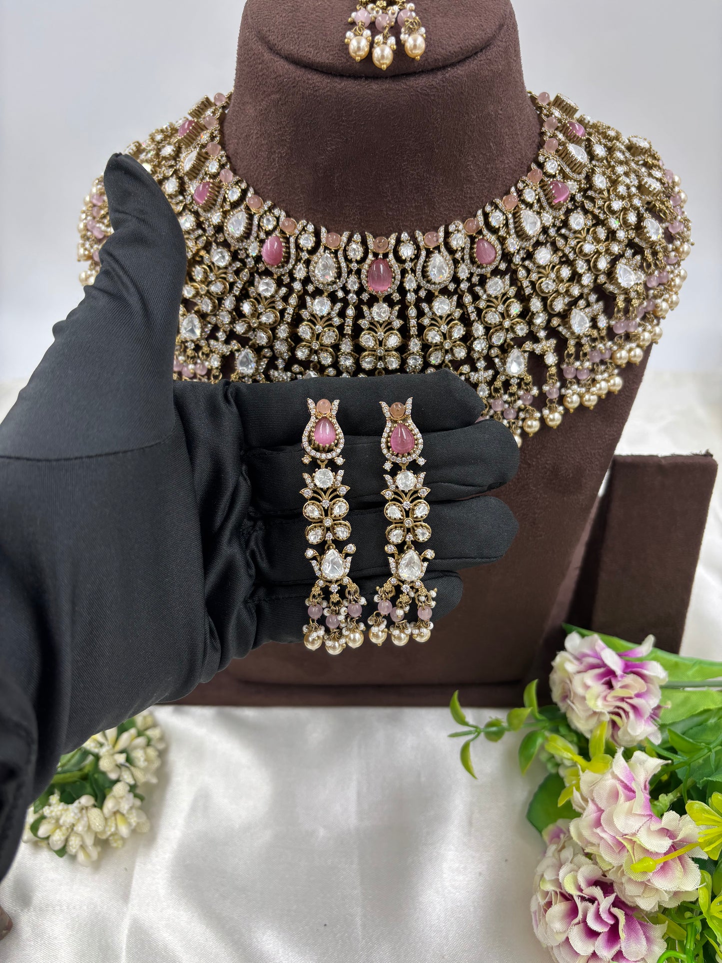Hiren premium Moissanite Kundan Semi Bridal Necklace set