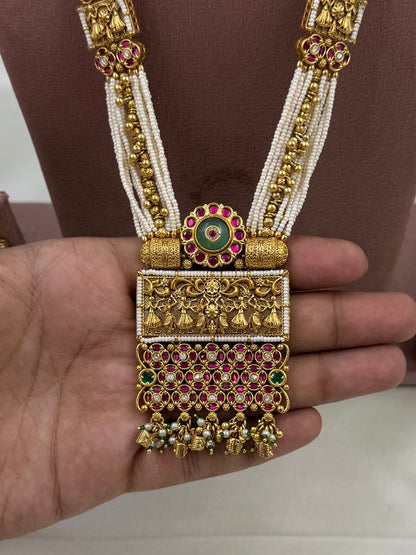 Arnika South Temple Long Necklace Set