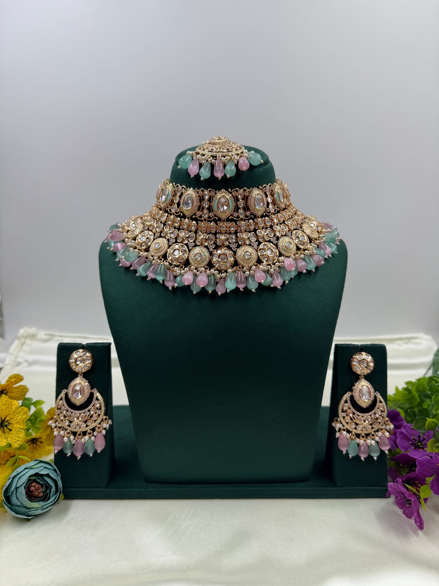 Gayatri Moissanite Choker Necklace Set