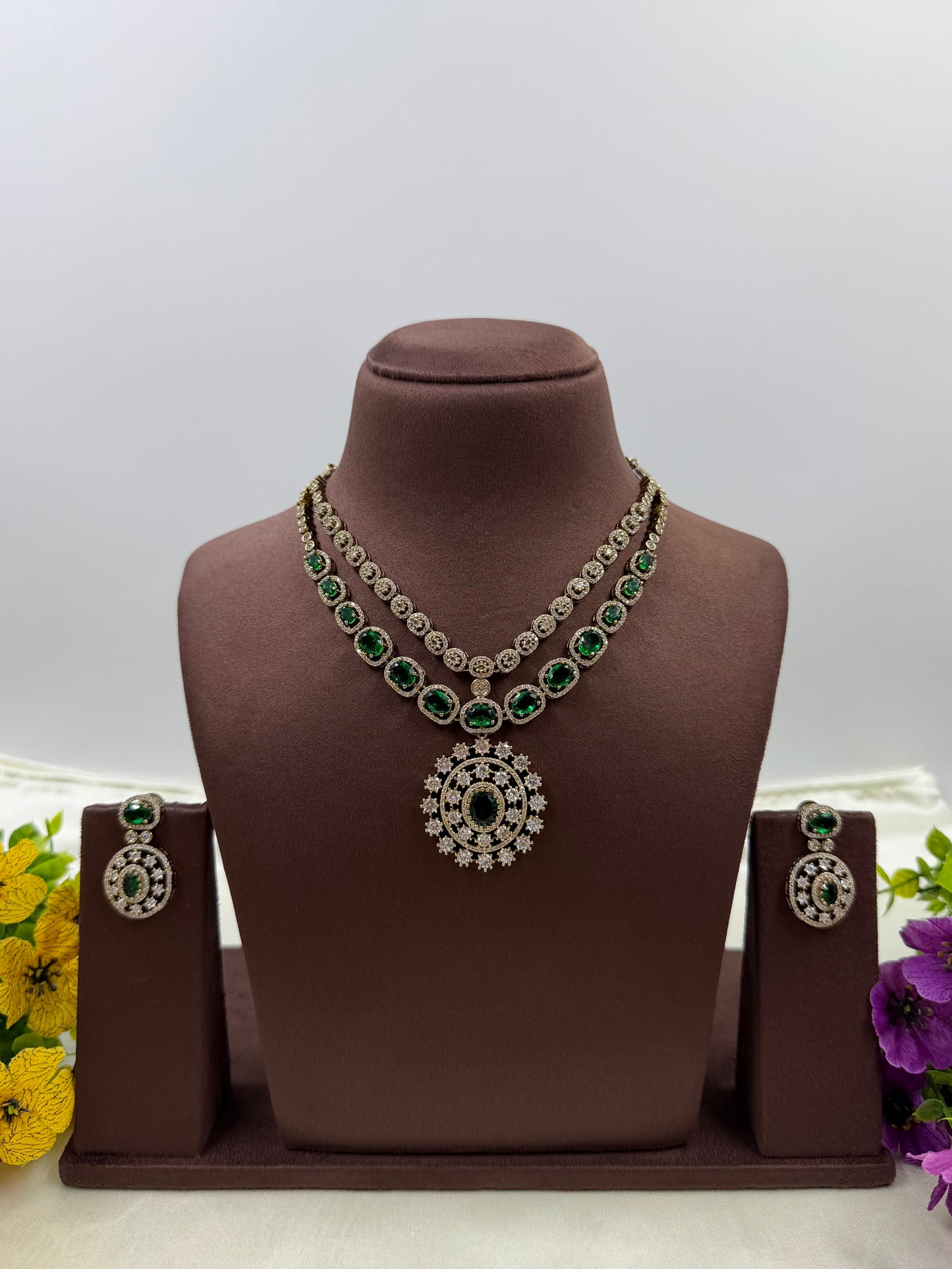 Neha Victorian Necklace