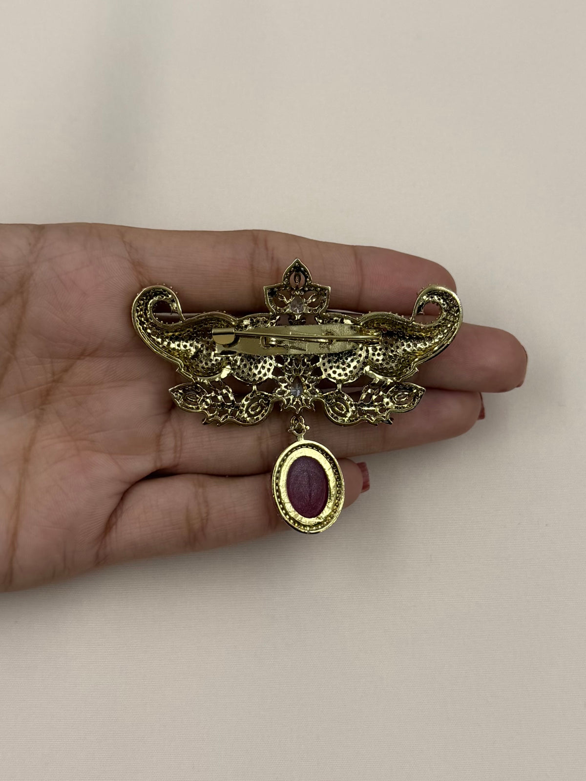 Gajratna Premium Emerald Brooch