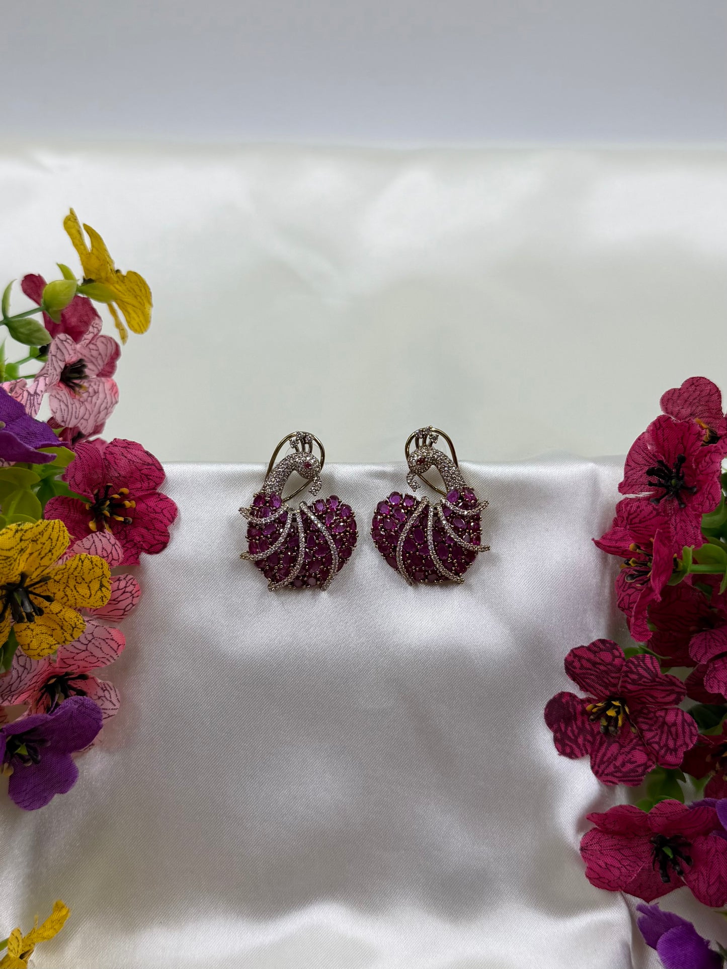 Samara Victorian Ad Earring