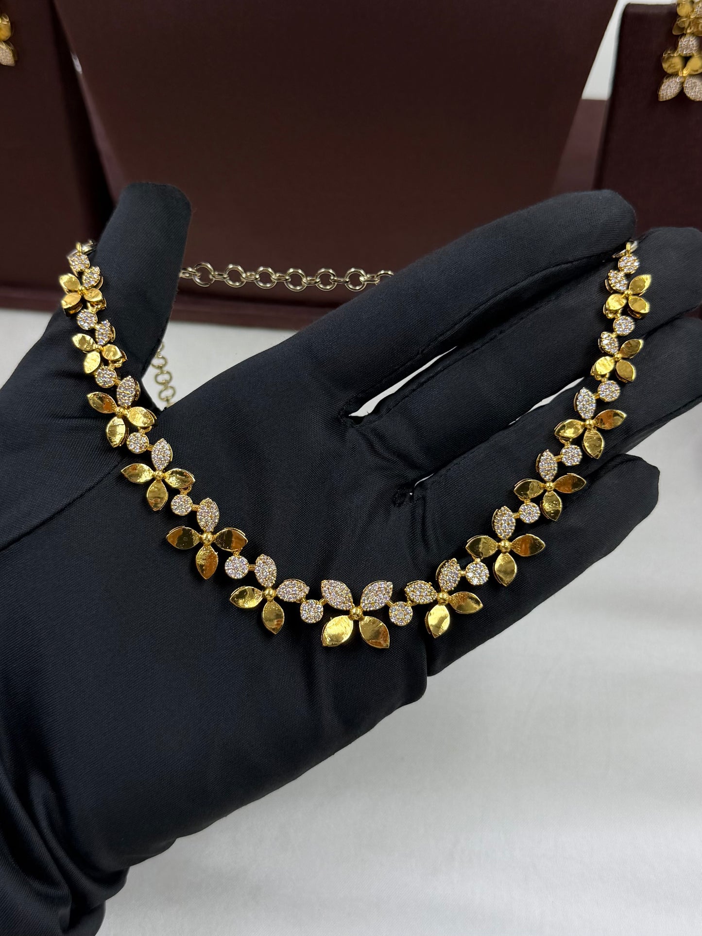 Disha Victorian Delicate Necklace