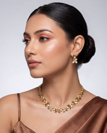 Disha Victorian Delicate Necklace