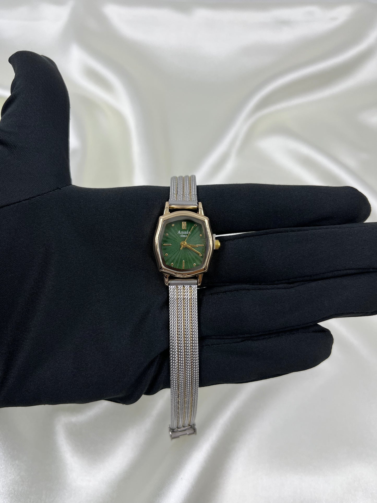 Ginni Anti-Tarnish Stainless Steel Watch (Adjustable)