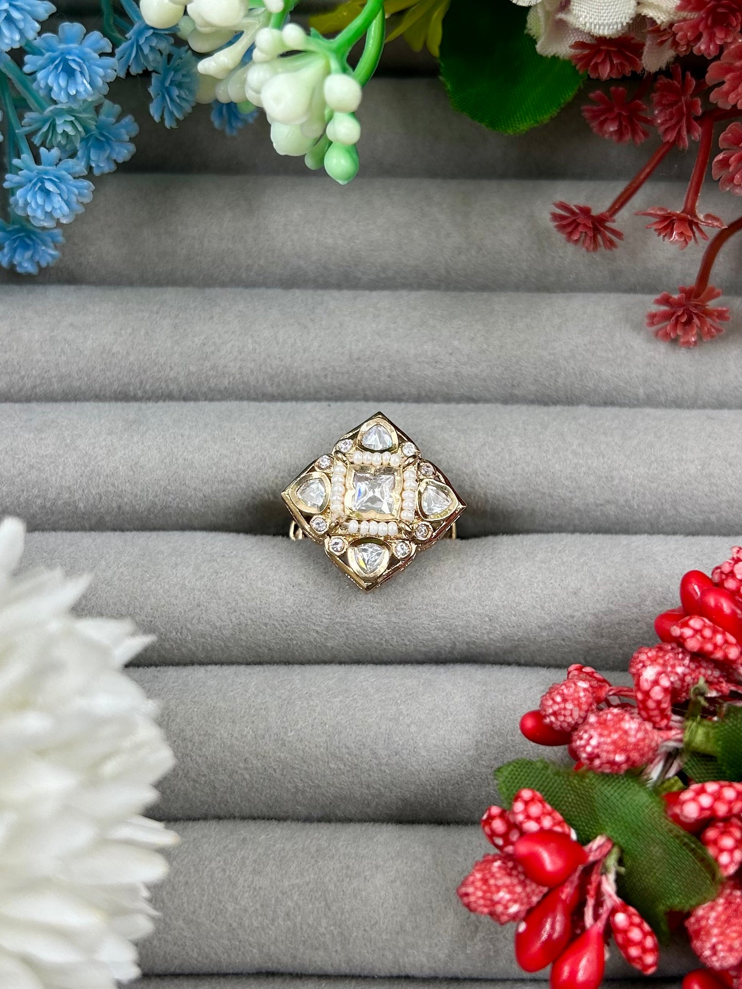 Taniya Moissanite Ring