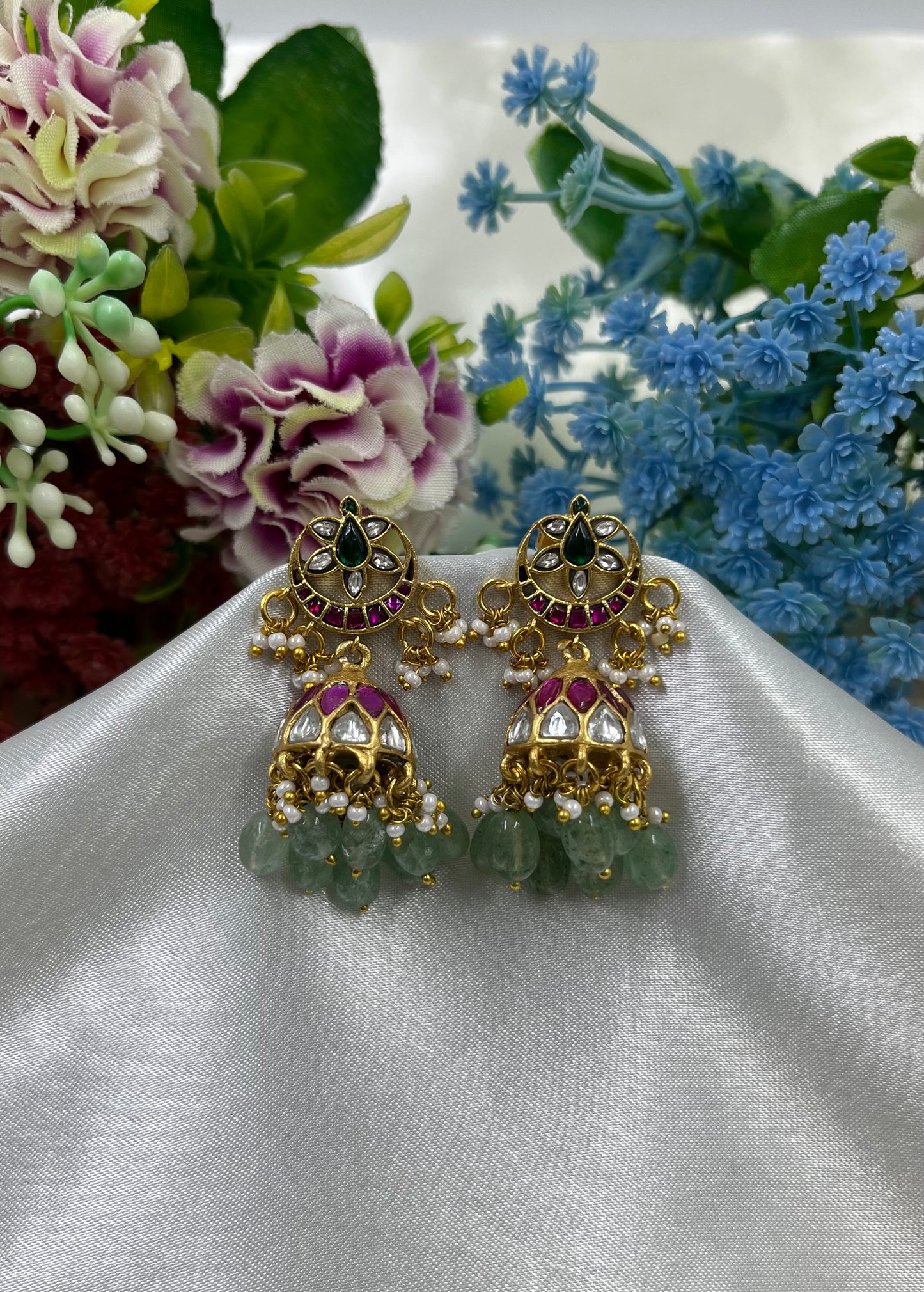 Megha Jadau Pachi Kundan Jumka