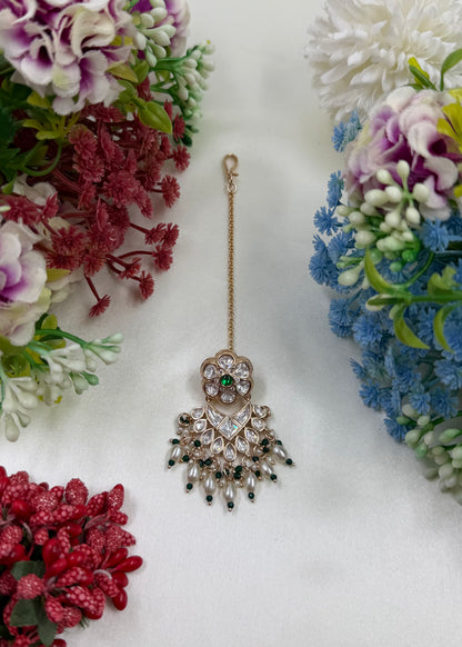 Mudita Moissanite Mang Tika