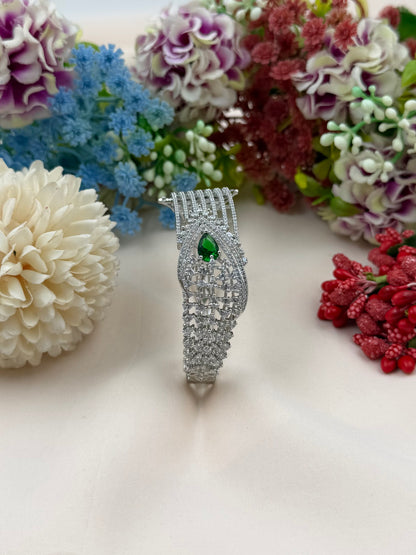 Olivia American Diamond Bracelet (Openable)