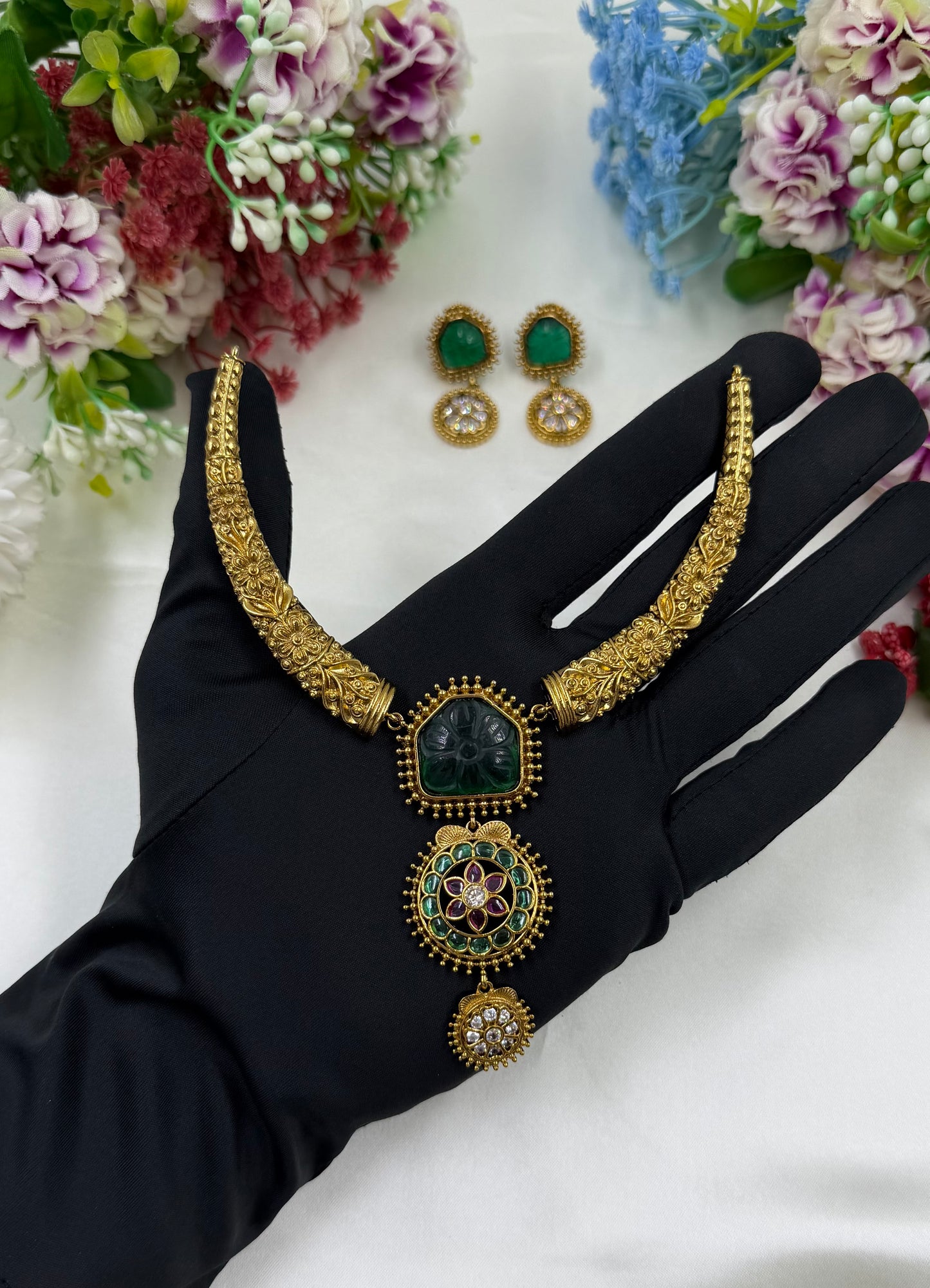 Priya Traditional Hasli Necklace