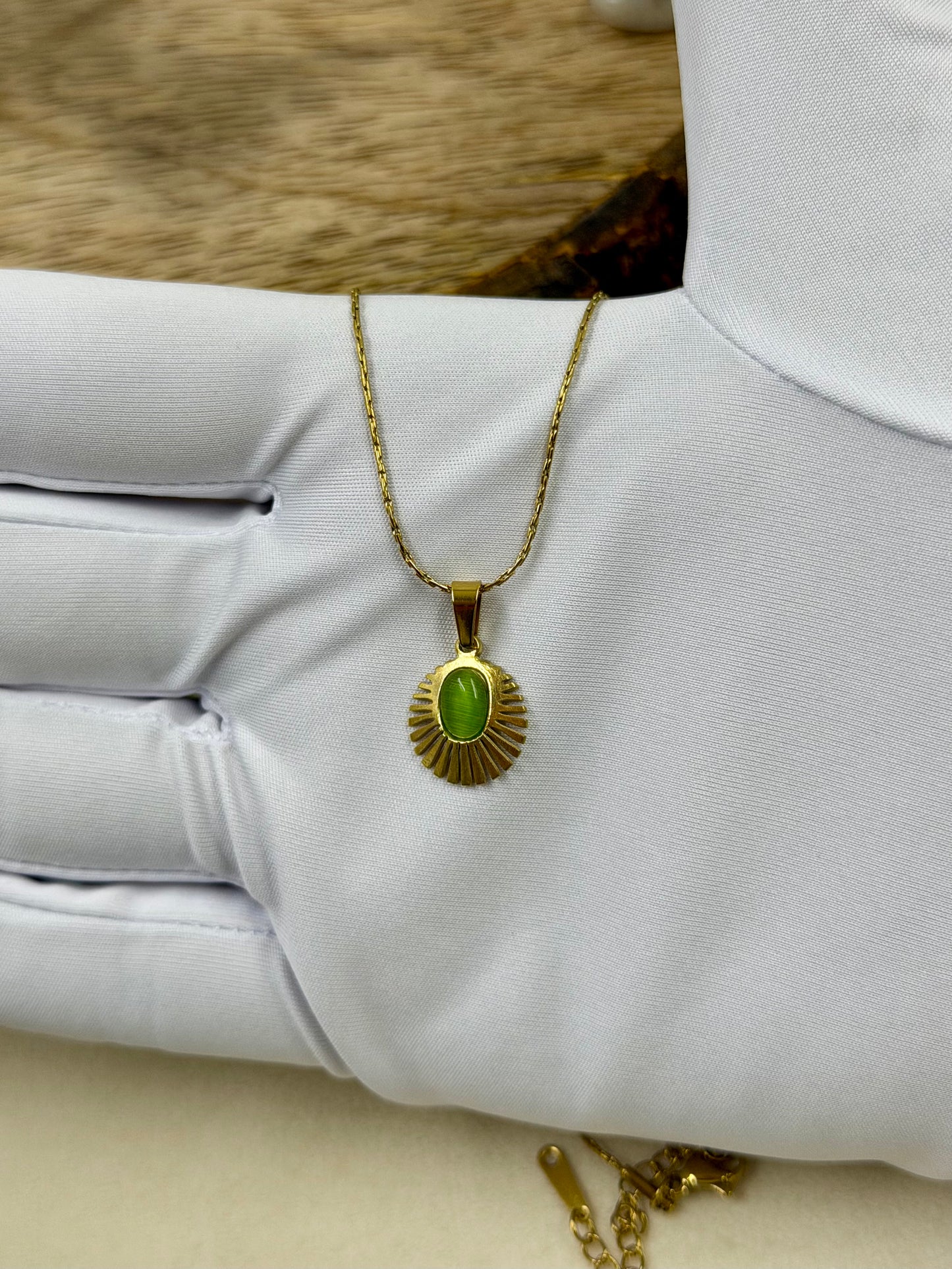 Green Oval Sunburst Design Gold Chain