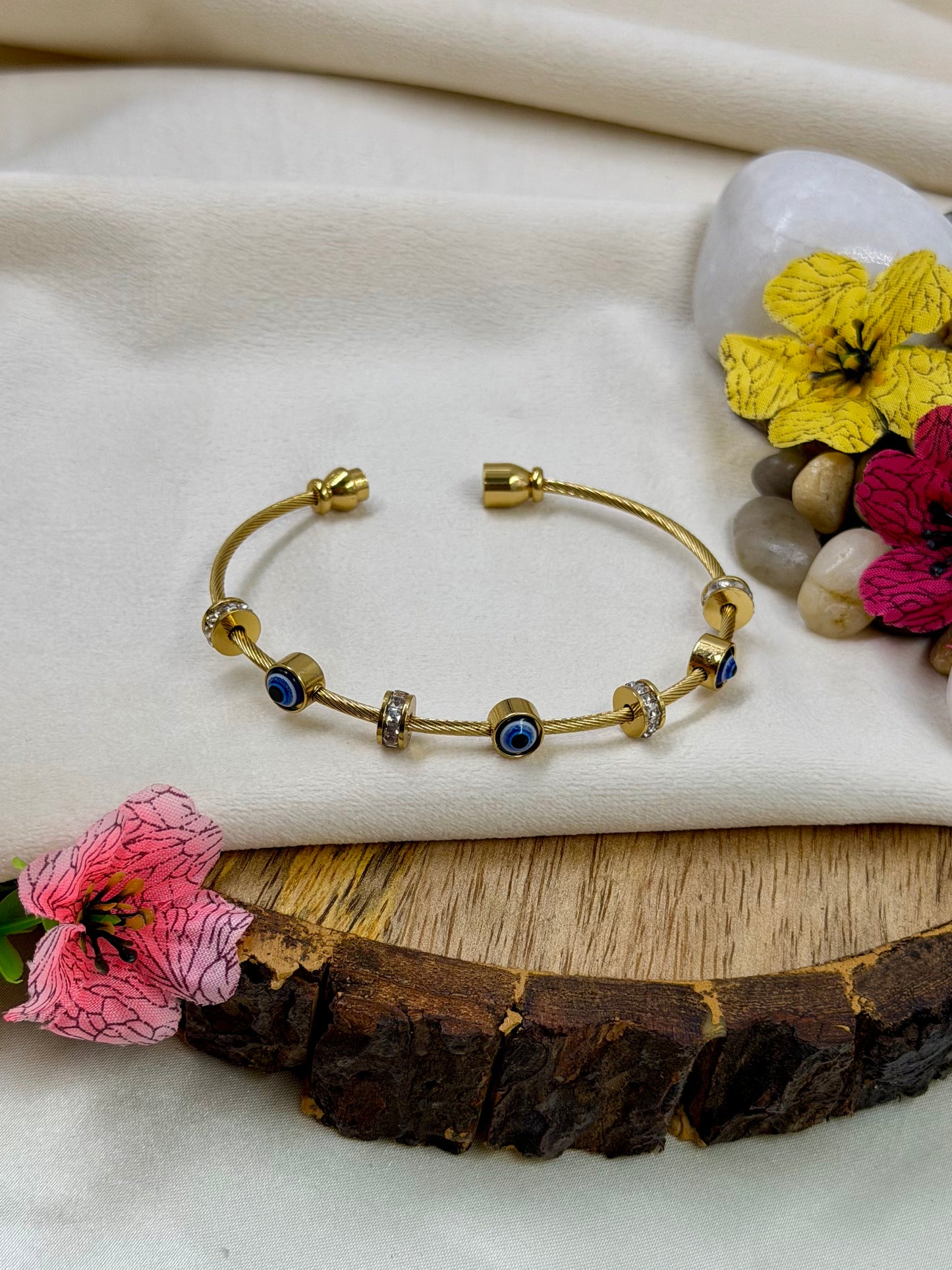 Rosalie Anti-Tarnish Stainless Steel Bracelet (Openable)