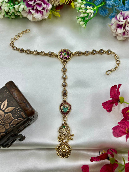 Madhuri Heritage Hath Panja (One Pis)