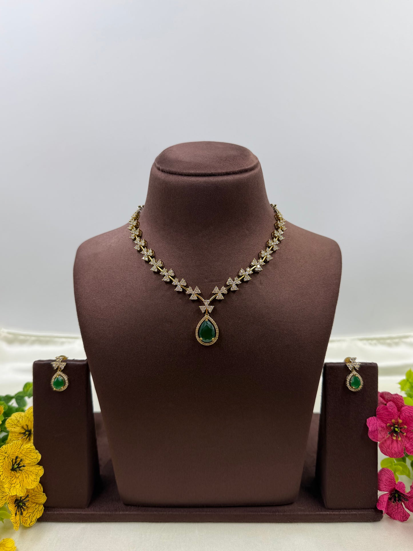 Vidhi Victorian Delicate Necklace