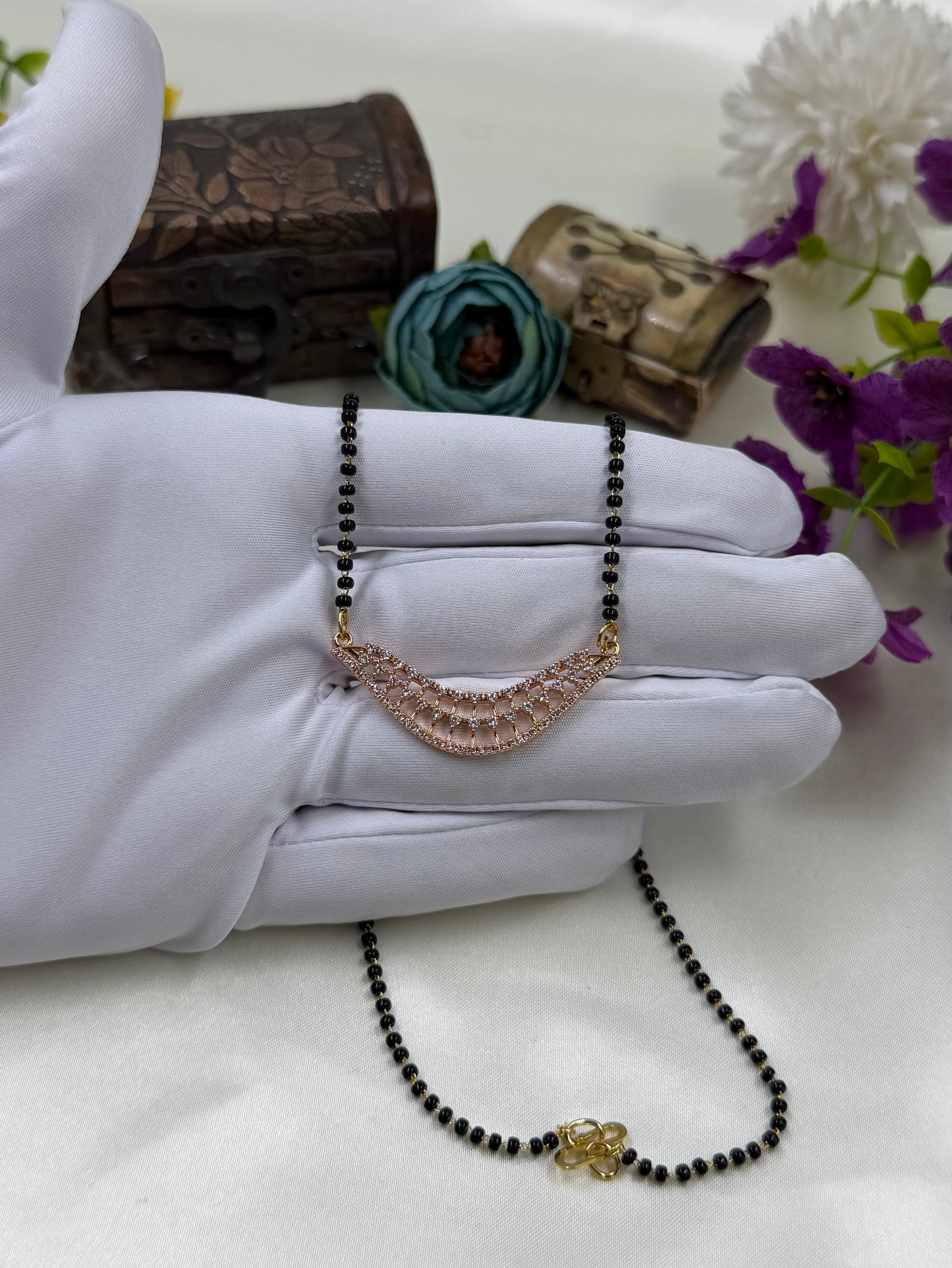 Net Pattern Rose Gold Mangalsutra