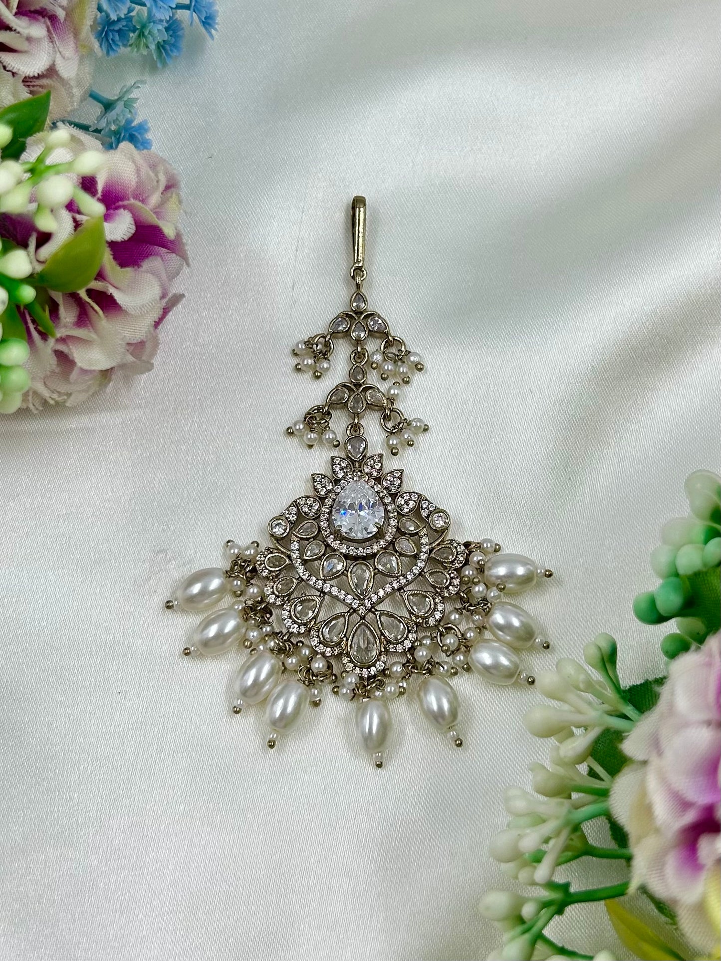 Victorian Premium Mang Tika
