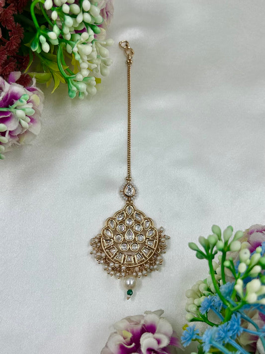 Shweta Moissanite Mang Tika