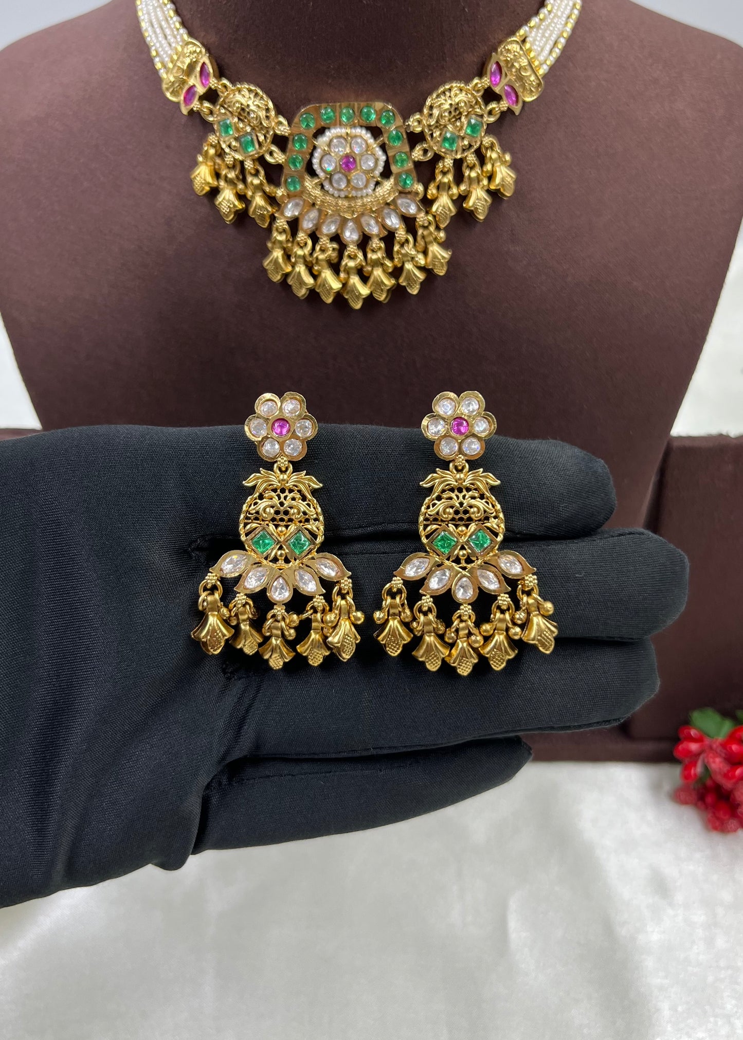 Juhi Heritage Delicate Choker Necklace