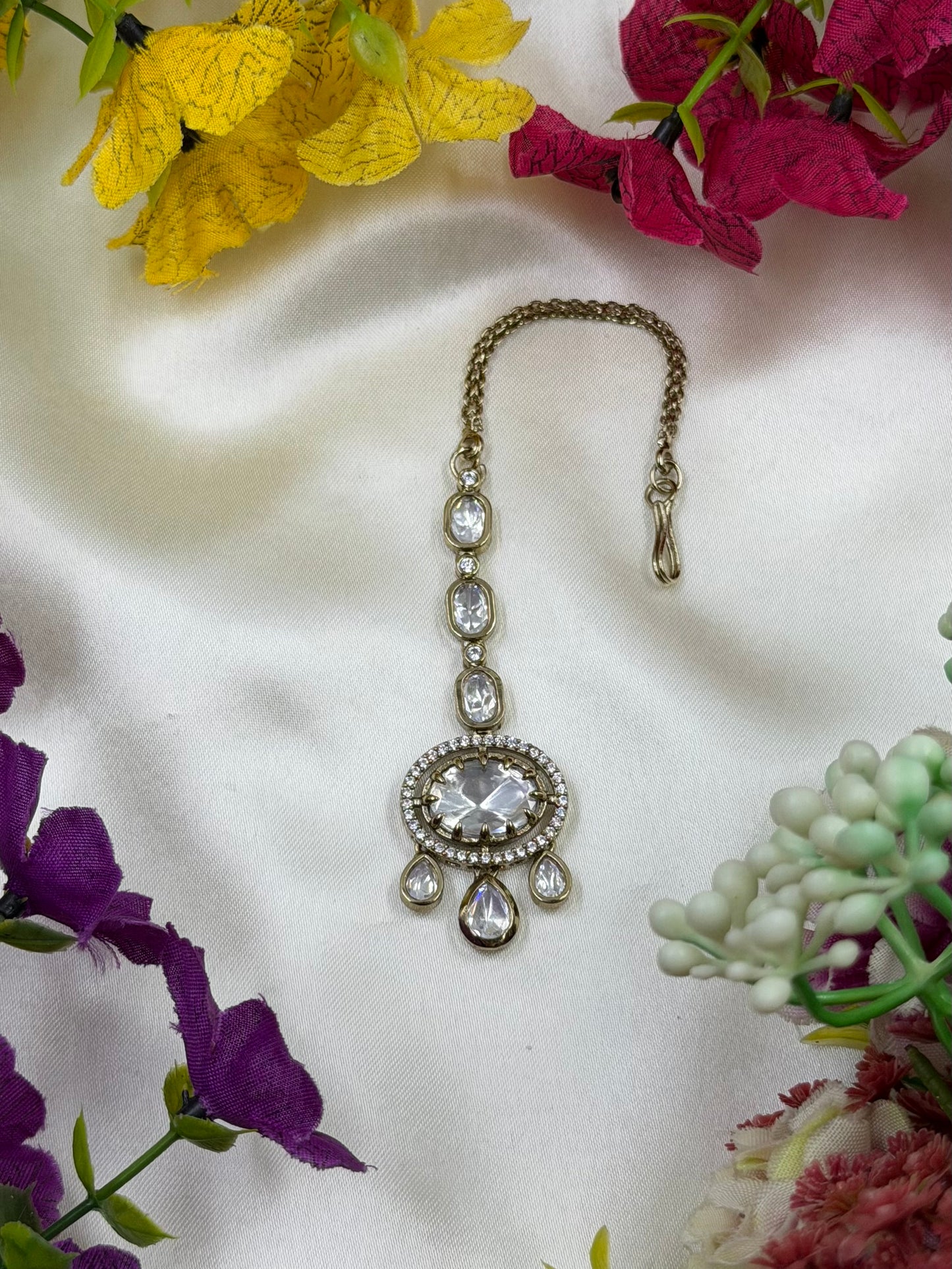 Neeta Victorian Moissanite Mang Tika
