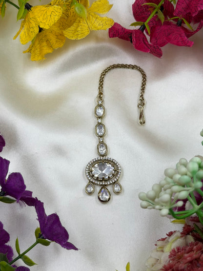 Neeta Victorian Moissanite Mang Tika