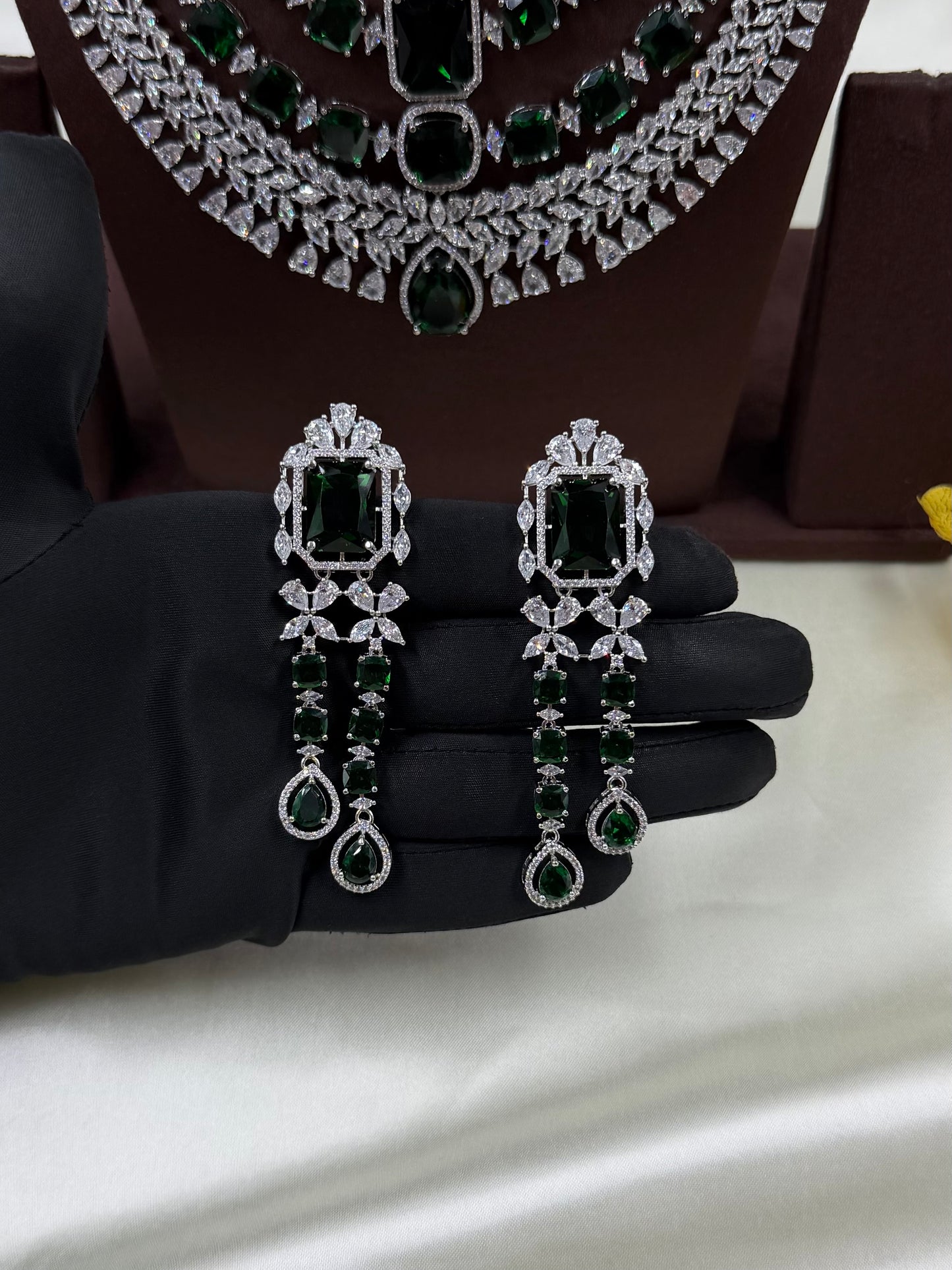 Arathi American Diamond Necklace