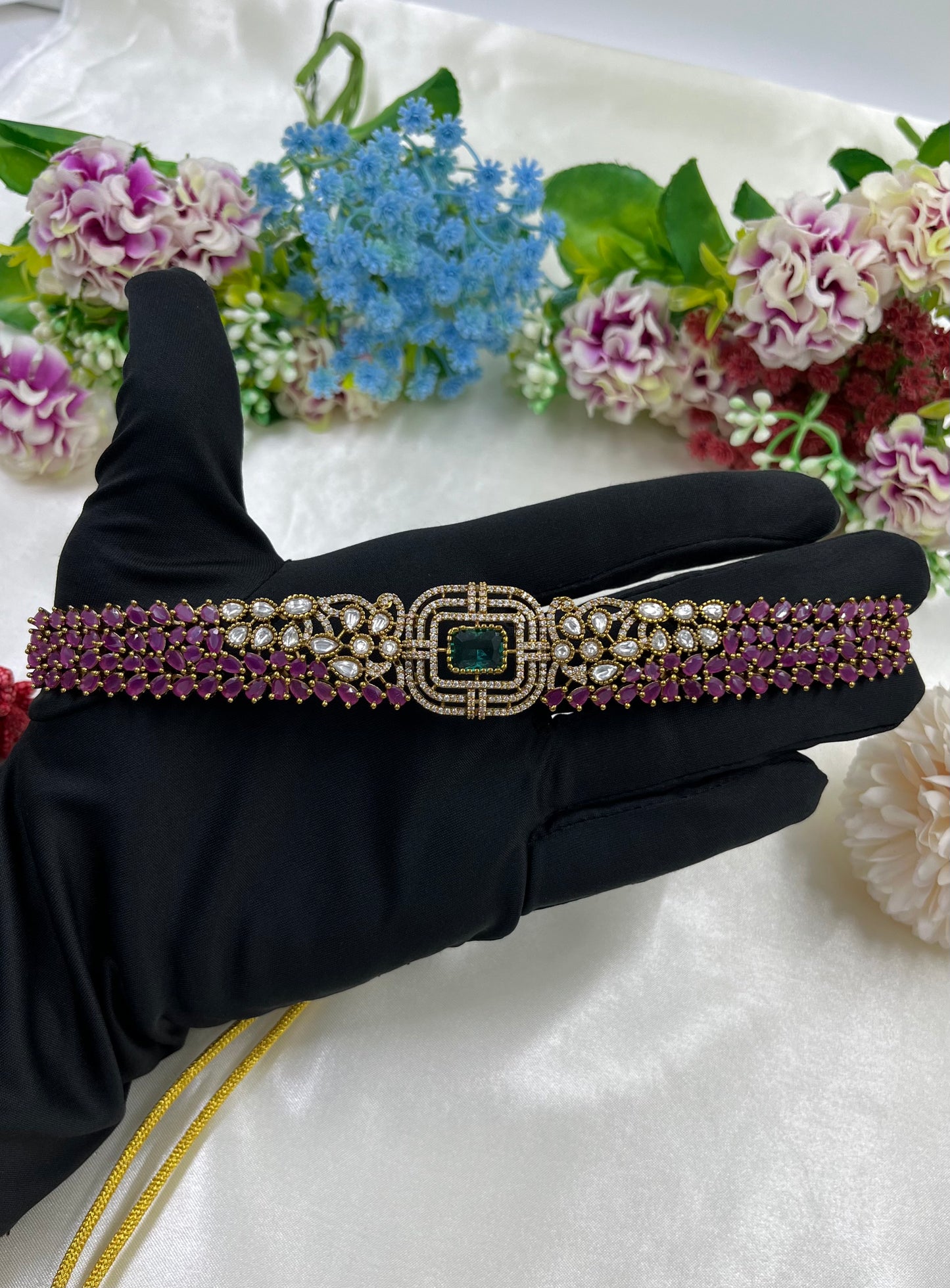 Disha Premium Victorian Choker