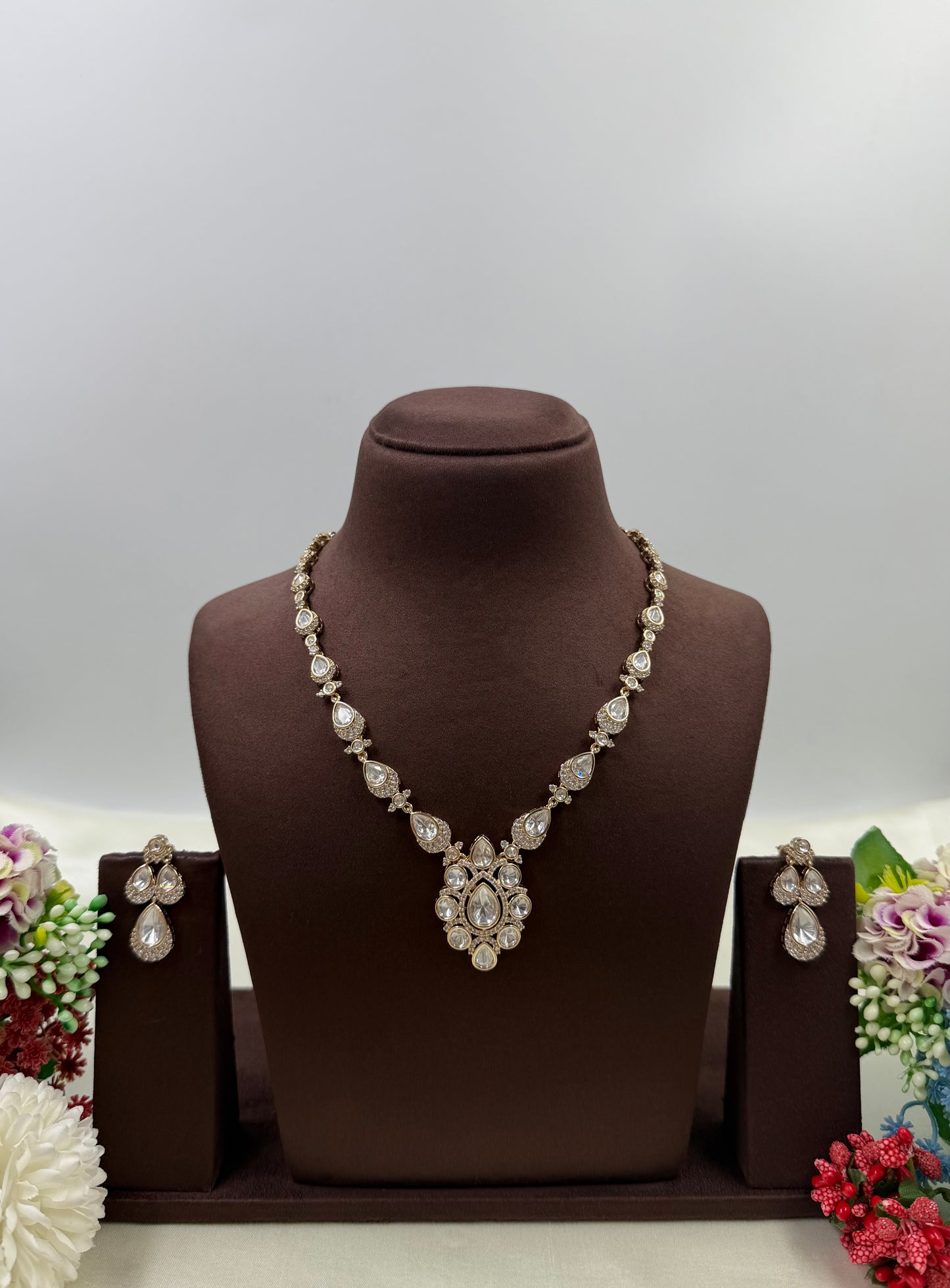 Vanya Moissanite Delicate Necklace