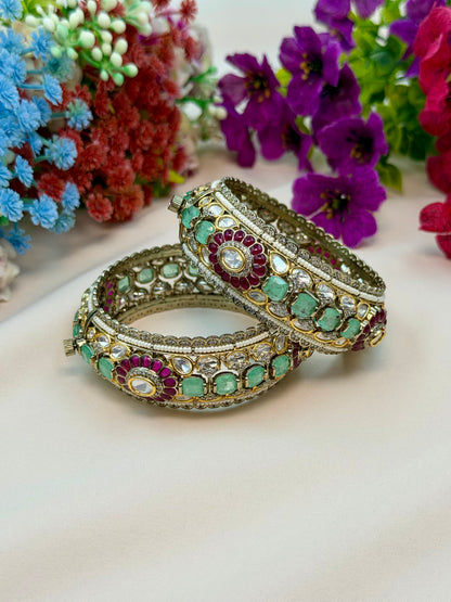 Kanika Victorian Bangles (Openable)