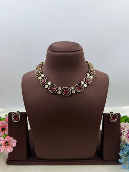Nyra Premium Victorian Necklace Set