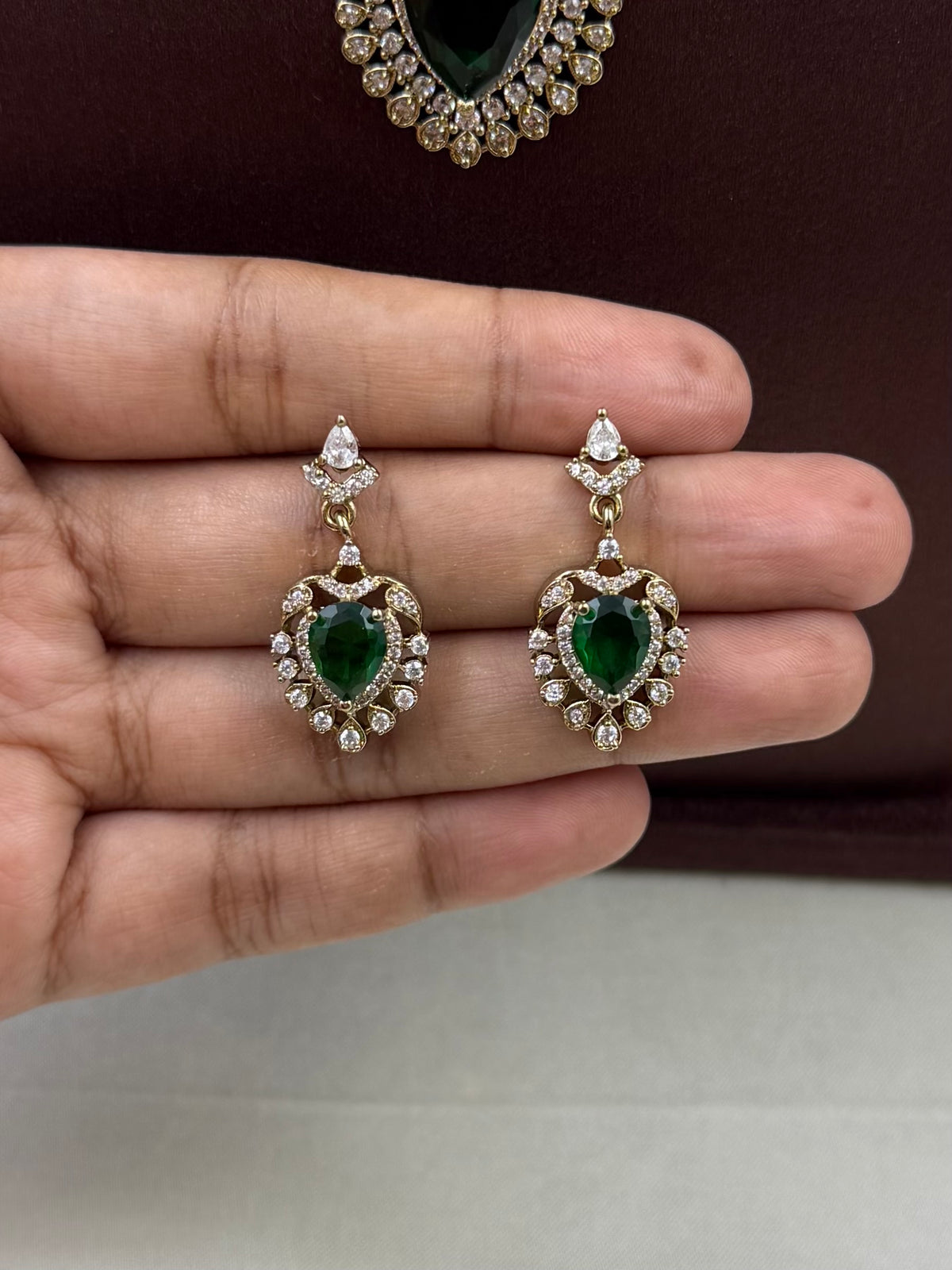 Vidisha Victorian Necklace Set